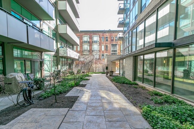 Photo - 660 W Wayman St Unit 202B