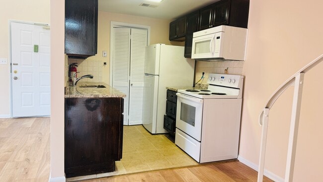 Photo - 2427 Washington Ave