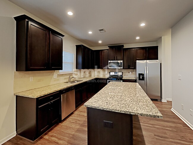 1195 Creek Crossing Dr