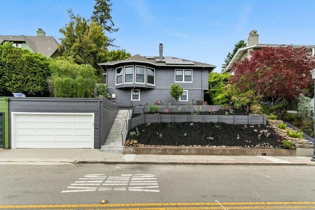 Photo - 5020 Golden Gate Ave