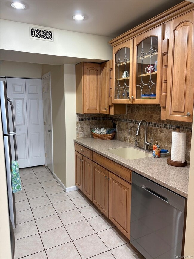 Photo - 1907 Whispering Hills Dr