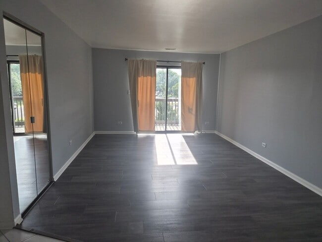 Photo - 1424 Stonebridge Cir
