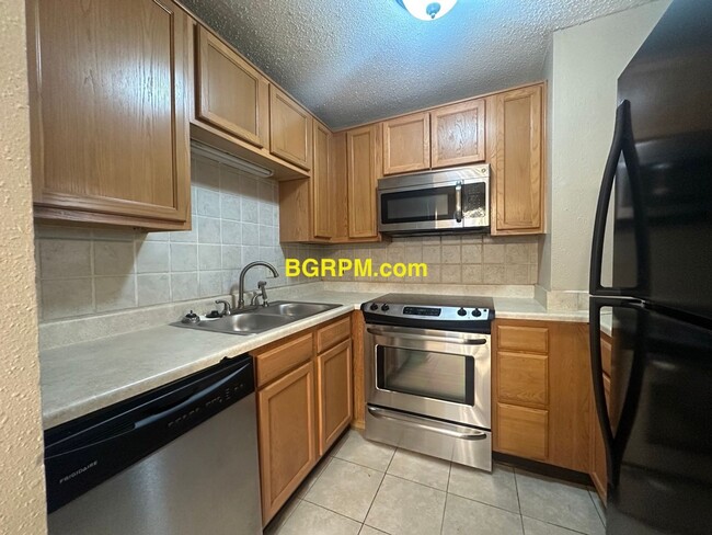 Photo - Sherwood Condo