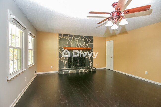 Photo - 146 Camp Creek Dr