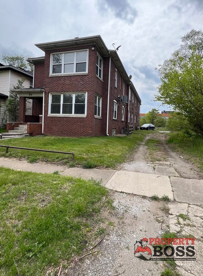 Photo - 816 Pennsylvania St