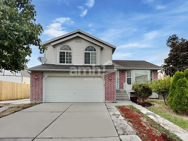 Building Photo - 5052 W Wormwood Dr Rental