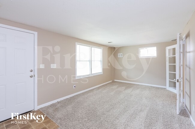 Photo - 1104 Kearney Rd