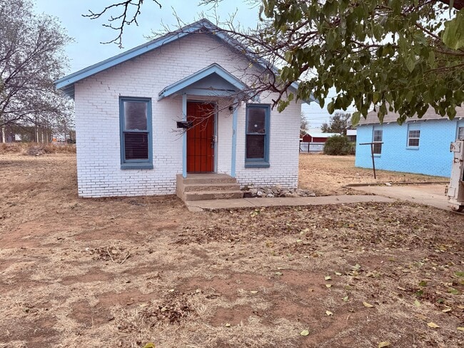 Building Photo - 1709 47th St