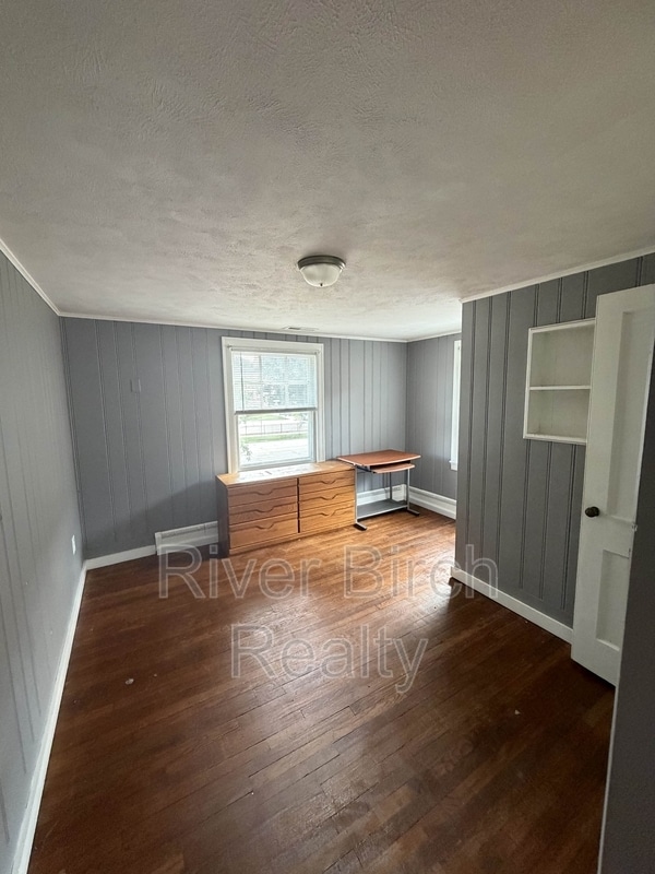 Photo - 423 W Lawrence Ave