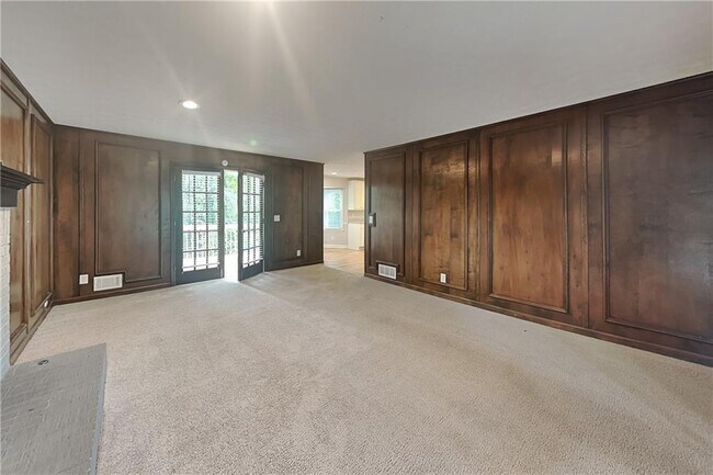 Photo - 115 Spring Ridge Ct
