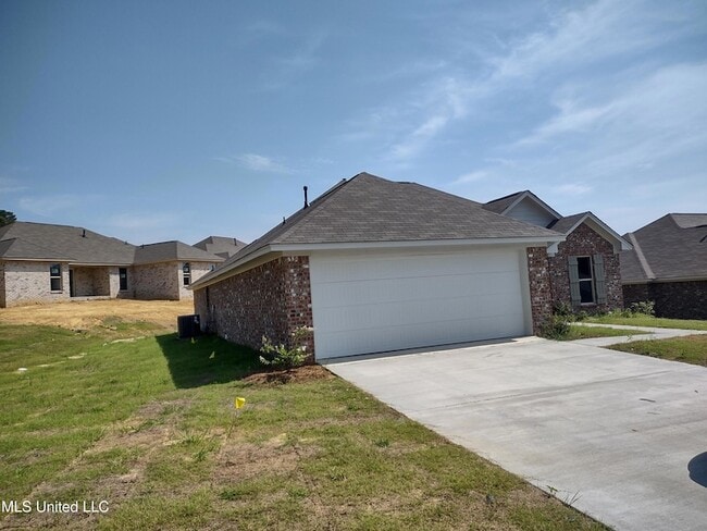 Photo - 576 Silver Hill Dr