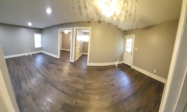 Photo - 215 N Jenkins St