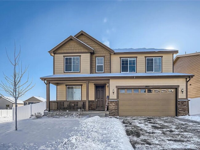 Building Photo - Beautiful Home in Windsor