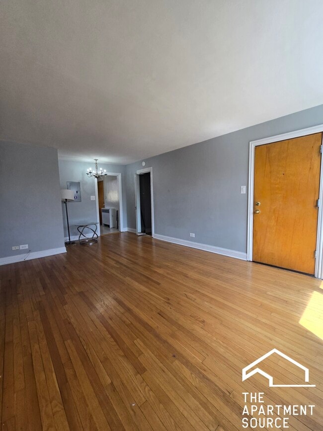 Photo - 7324 N Ridge Blvd Unit 3E