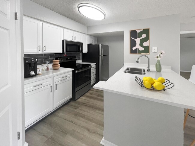 Upgraded Kitchen with Stainless Steel Appliances