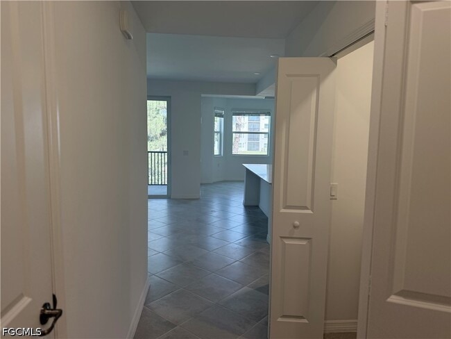 Photo - 18421 Copperhead Dr Unidad 222