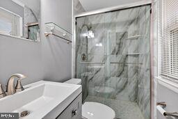 Photo - 17504 Redland Rd