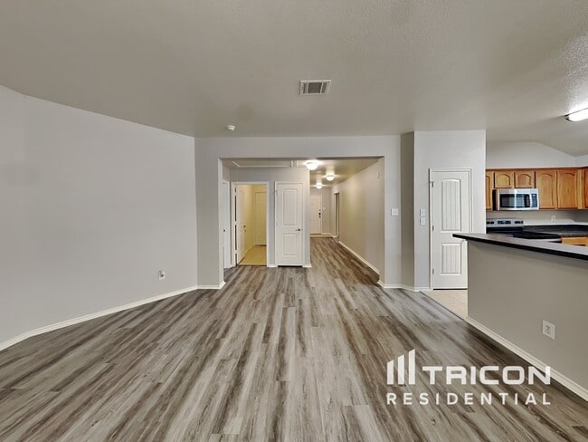 Photo - 739 Lentisco Dr