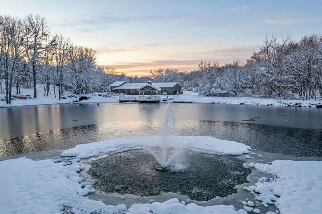 Photo - 443 Clove Rd Unit ID1366357P