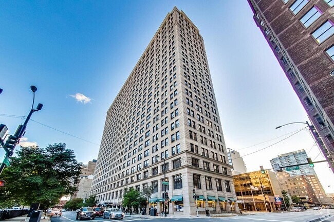 Building Photo - 600 S Dearborn St Unit 501 Rental