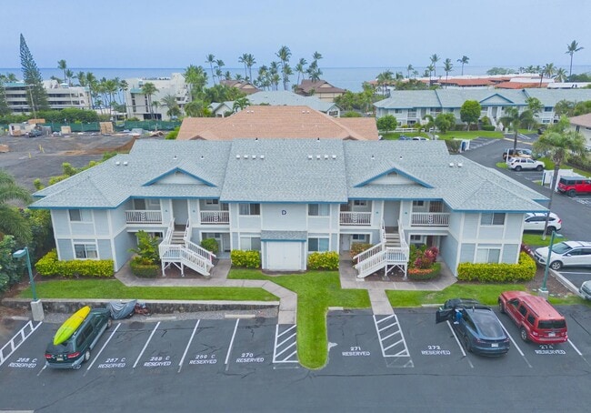 Building Photo - 75-6081 Alii Dr D201 - Alii Lani D201