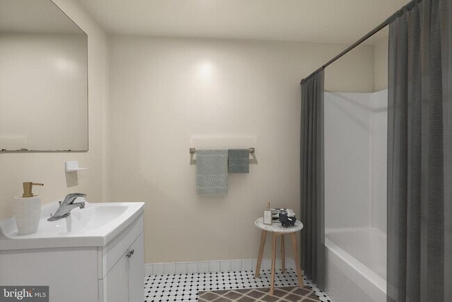 Photo - 1220 Sansom St Unit 7N