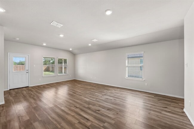 Photo - 6941 Guadalupe Rd