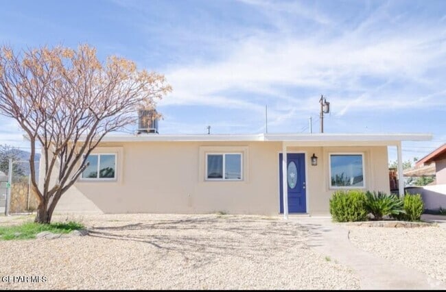 Building Photo - 10321 Preston Dr Rental