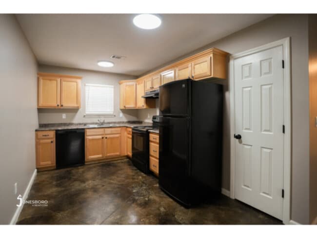 Photo - Hurst Apartments: Water, Sewer, &amp; Basic Cable Included