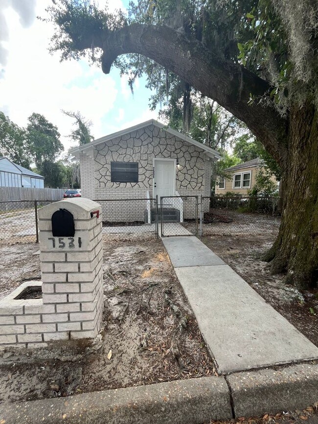 Photo - What a beautiful home!!