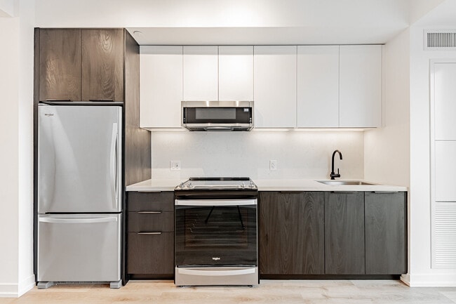 Photo - 5 York Garden Wy