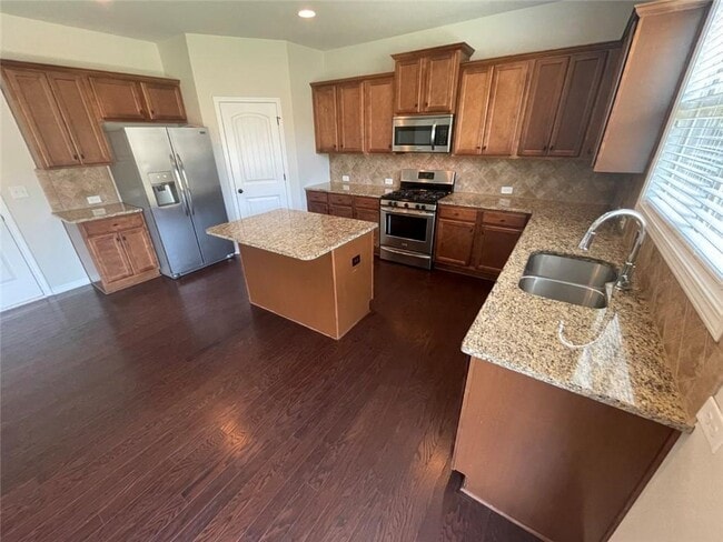 Photo - 4810 Haysboro Way