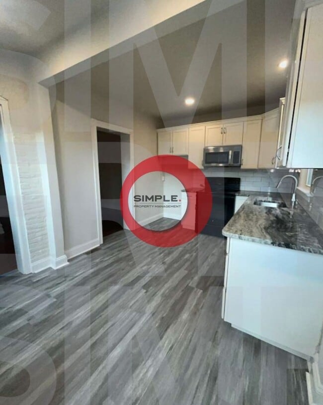 Photo - 522 N Charlotte St Unit 1