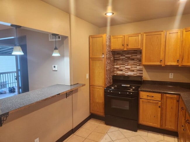 Photo - 208 S Illinois St Unit 2