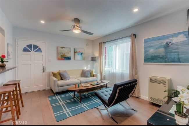 Photo - 202 Moonstone St