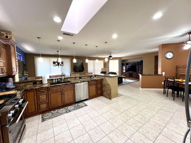 Photo - 15847 W Bridgewood Dr