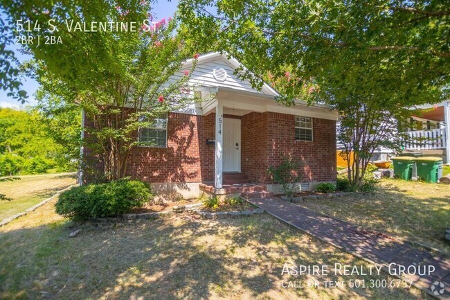 Building Photo - Adorable, Updated Home in Stifft Station