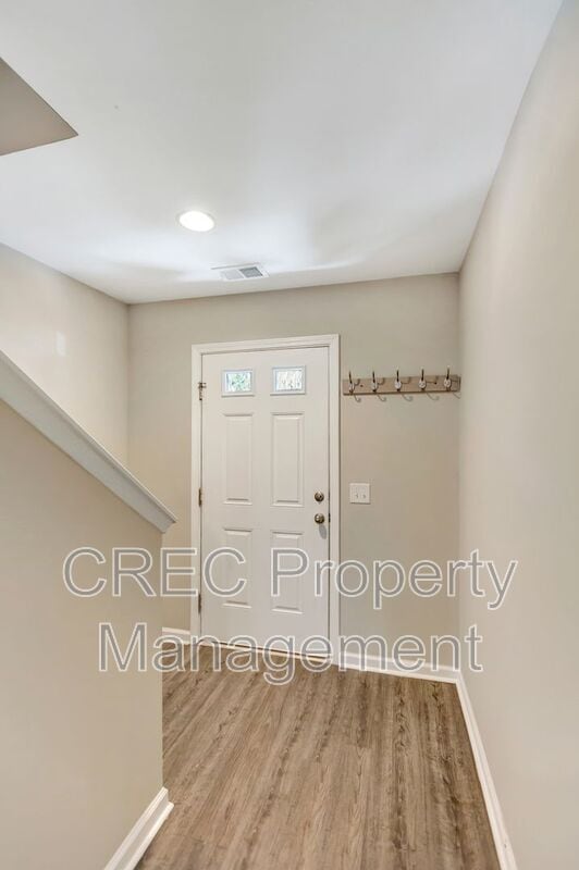 Photo - 271 Jackson St