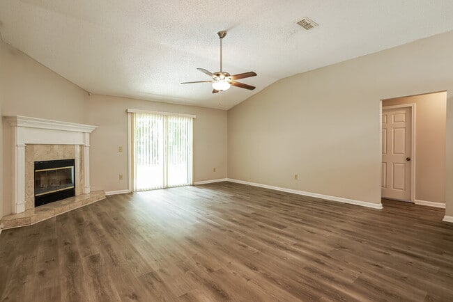 Photo - 3402 Westfield Dr