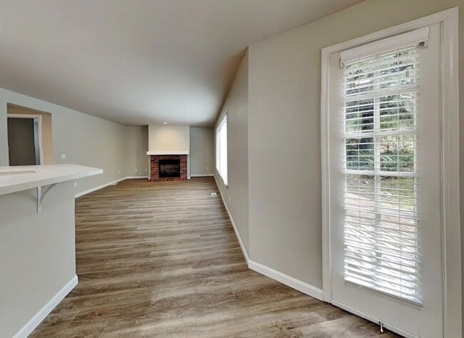 Photo - 6239 Countryman Ln E