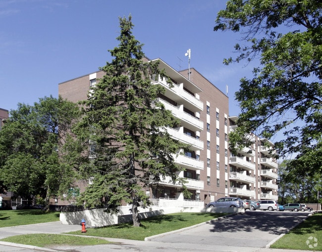 Building Photo - 50 John St W