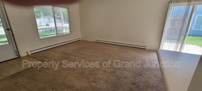 Photo - 517-518 29 3/8 Rd Unit A