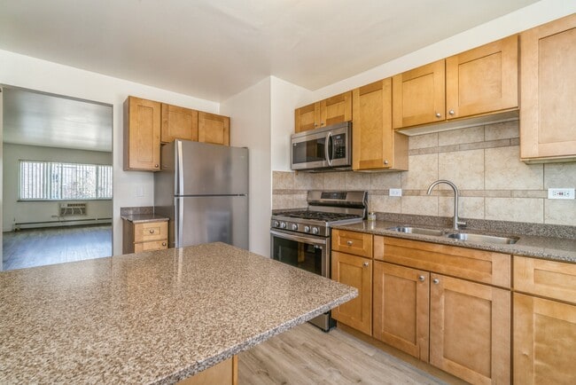 Photo - 404 Inland Dr