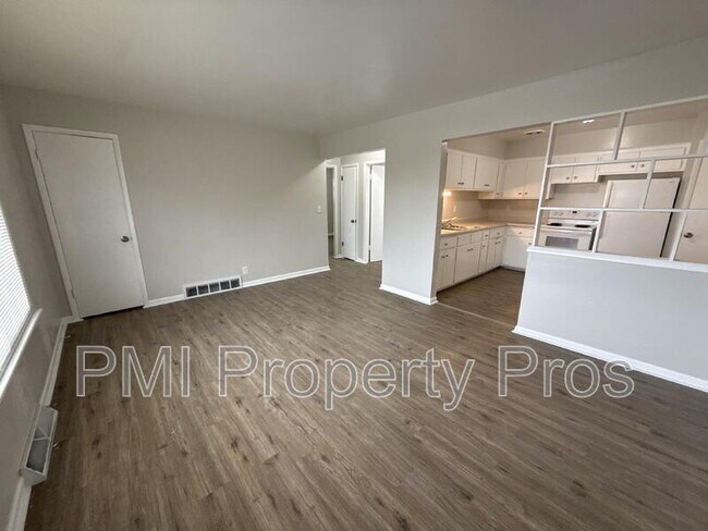 7701 W Hampton Ave Unit 7
