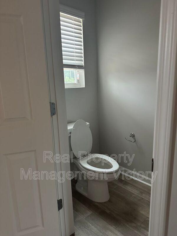 Photo - 134 Marina Dr
