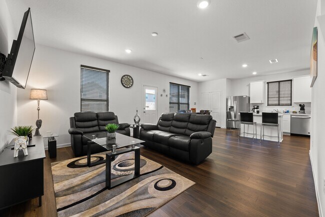 Photo - 16424 Big Hickory Dr