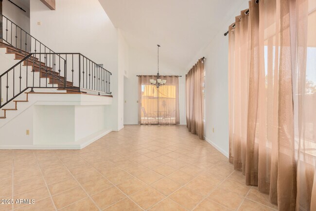 Photo - 816 E Forest Hills Dr