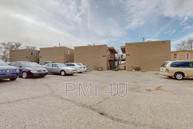 Photo - 227 Tennessee St NE Unit A