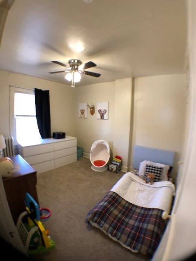 Photo - 2346 Sherbrook St