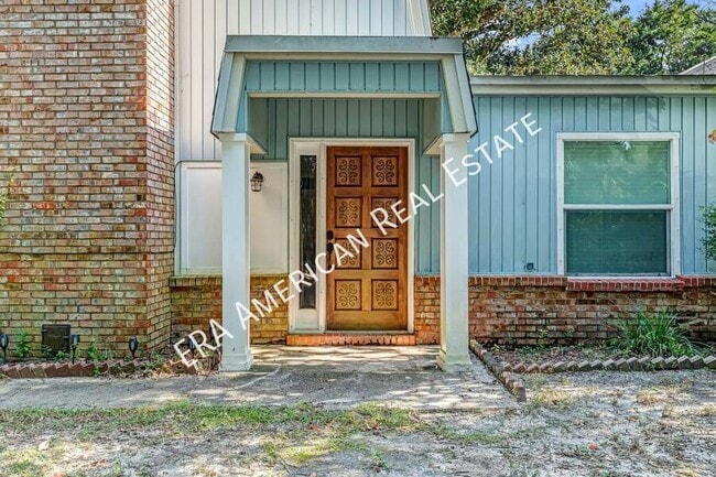 Photo - 2037 Lewis Turner Blvd